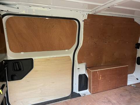 Vauxhall Vivaro 1.5 Turbo D 2900 Sportive L2 H1 Euro 6 (s/s) 6dr - U329