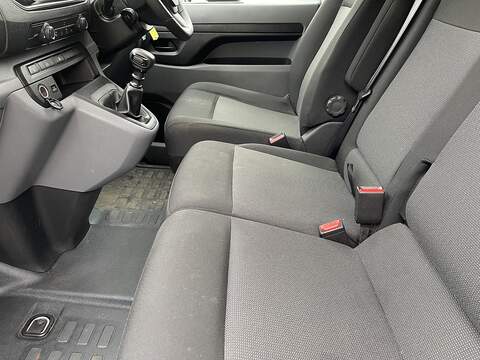 Vauxhall Vivaro 1.5 Turbo D 2900 Sportive L2 H1 Euro 6 (s/s) 6dr - U329