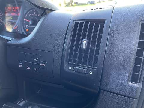 Citroen Relay 2.2 BlueHDi 35 Enterprise L2 High Roof Euro 6 (s/s) 5dr - U330