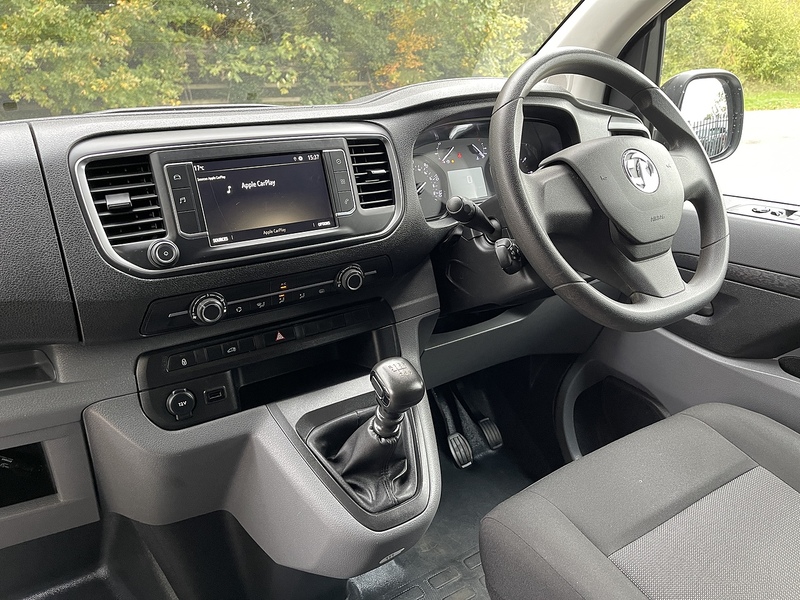 Vauxhall Vivaro 1.5 Turbo D 2900 Dynamic L1 H1 Euro 6 (s/s) 6dr - U331