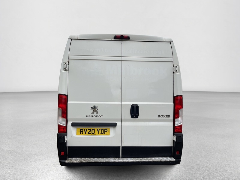 Peugeot Boxer 2.2 BlueHDi 435 Professional L4 H2 Euro 6 (s/s) 5dr - U332