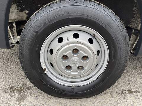 Peugeot Boxer 2.2 BlueHDi 435 Professional L4 H2 Euro 6 (s/s) 5dr - U332