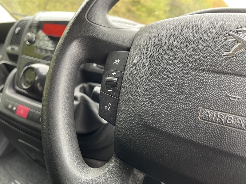 Peugeot Boxer 2.2 BlueHDi 435 Professional L4 H2 Euro 6 (s/s) 5dr - U332