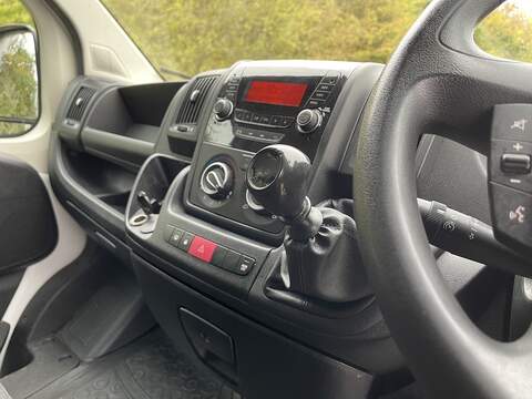 Peugeot Boxer 2.2 BlueHDi 435 Professional L4 H2 Euro 6 (s/s) 5dr - U332