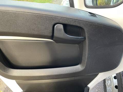 Peugeot Boxer Boxer Professional Panel Van 2 Manual Diesel - U332