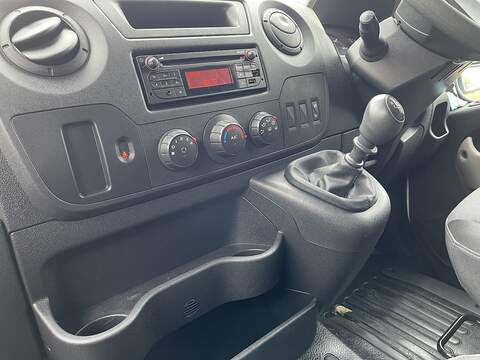 Vauxhall Movano 2.3 CDTi 3500 BiTurbo Edition FWD L2 H2 Euro 6 5dr - U334