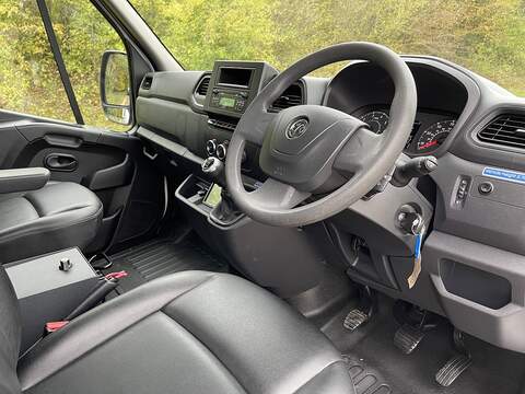 Vauxhall Movano 2.3 CDTi 3500 BiTurbo Edition FWD L2 H2 Euro 6 5dr - U334