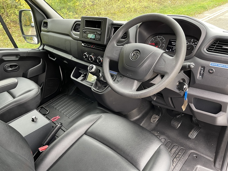 Vauxhall Movano 2.3 CDTi 3500 BiTurbo Edition FWD L2 H2 Euro 6 5dr - U334