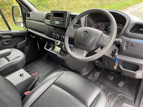 Vauxhall Movano 2.3 CDTi 3500 BiTurbo Edition FWD L2 H2 Euro 6 5dr - U334