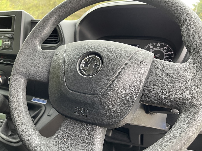 Vauxhall Movano 2.3 CDTi 3500 BiTurbo Edition FWD L2 H2 Euro 6 5dr - U334