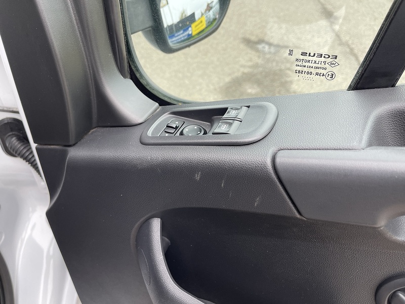 Vauxhall Movano 2.3 CDTi 3500 BiTurbo Edition FWD L2 H2 Euro 6 5dr - U334