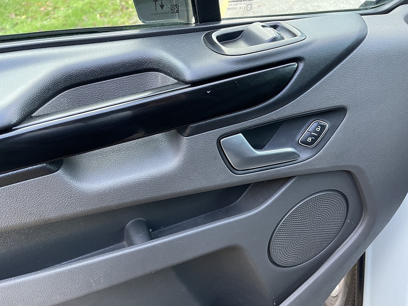 Ford Transit Custom 2.0 280 EcoBlue Limited L1 H1 Euro 6 (s/s) 5dr - U336