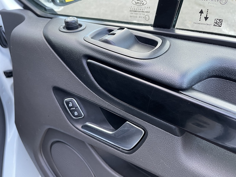 Ford Transit Custom 2.0 280 EcoBlue Limited L1 H1 Euro 6 (s/s) 5dr - U336