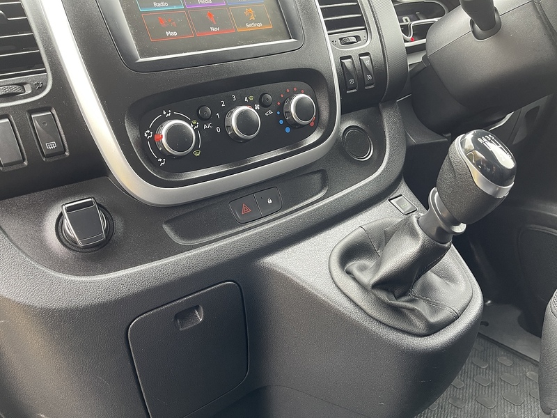 Renault Trafic Trafic Business Panel Van 1 Manual Diesel - U339
