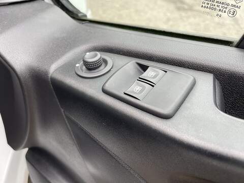 Renault Trafic Trafic Business Panel Van 1 Manual Diesel - U339