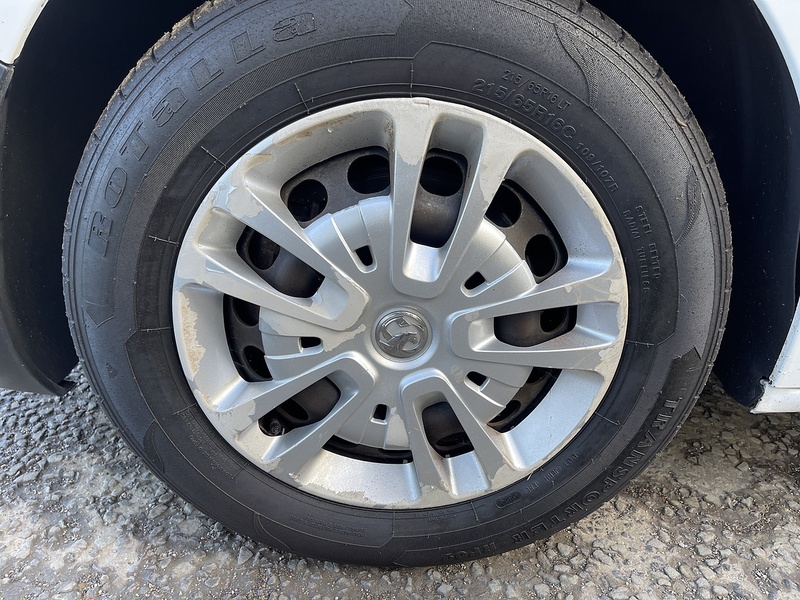 Vauxhall Vivaro 1.5 Turbo D 2900 Dynamic L2 H1 Euro 6 (s/s) 6dr - U345