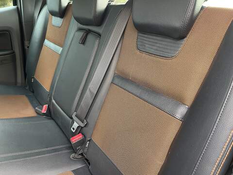 Ford Ranger 3.2 TDCi Wildtrak Pickup Double Cab 4dr Diesel Auto 4WD Euro 5 (200 ps) - U349