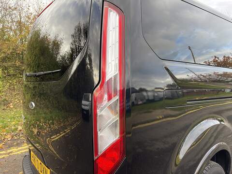 Ford Tourneo Custom 2.0 320 EcoBlue Titanium Auto L2 Euro 6 (s/s) 5dr - U350