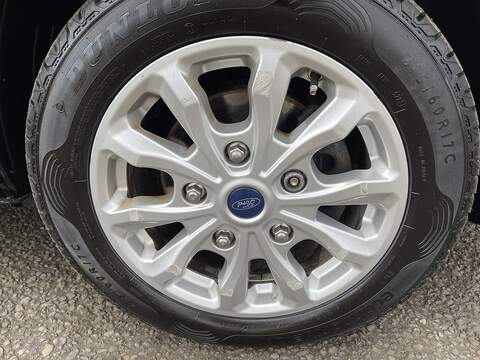 Ford Tourneo Custom 2.0 320 EcoBlue Titanium Auto L2 Euro 6 (s/s) 5dr - U350