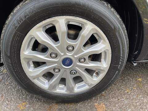 Ford Tourneo Custom 2.0 320 EcoBlue Titanium Auto L2 Euro 6 (s/s) 5dr - U350