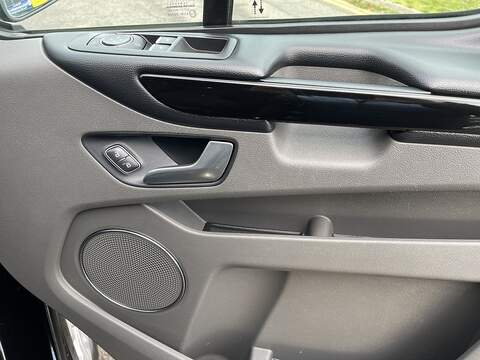 Ford Tourneo Custom 2.0 320 EcoBlue Titanium Auto L2 Euro 6 (s/s) 5dr - U350