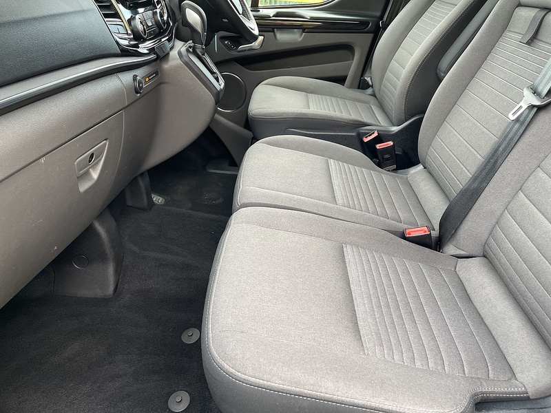 Ford Tourneo Custom 2.0 320 EcoBlue Titanium Auto L2 Euro 6 (s/s) 5dr - U350