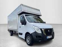 Nissan NV400