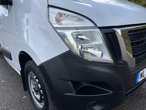 Nissan NV400 F35 2.3 DCI 135 L3 H1 TEKNA Luton - U351