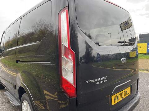 Ford Tourneo Custom 2.0 320 EcoBlue Titanium Auto L1 Euro 6 (s/s) 5dr - U352