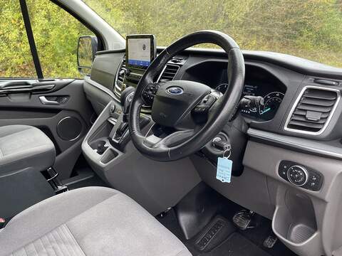 Ford Tourneo Custom 2.0 320 EcoBlue Titanium Auto L1 Euro 6 (s/s) 5dr - U352