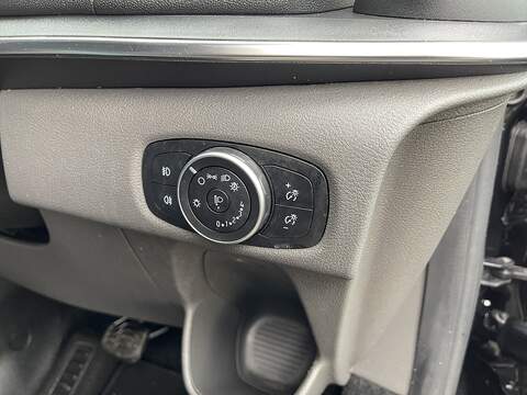 Ford Tourneo Custom 2.0 320 EcoBlue Titanium Auto L1 Euro 6 (s/s) 5dr - U352