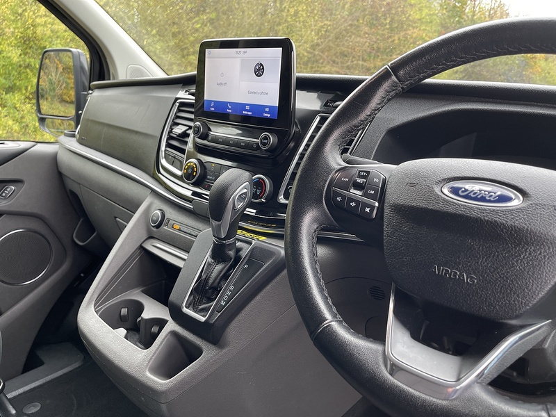 Ford Tourneo Custom 2.0 320 EcoBlue Titanium Auto L1 Euro 6 (s/s) 5dr - U352