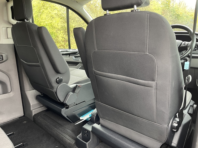 Ford Tourneo Custom 2.0 320 EcoBlue Titanium Auto L1 Euro 6 (s/s) 5dr - U352