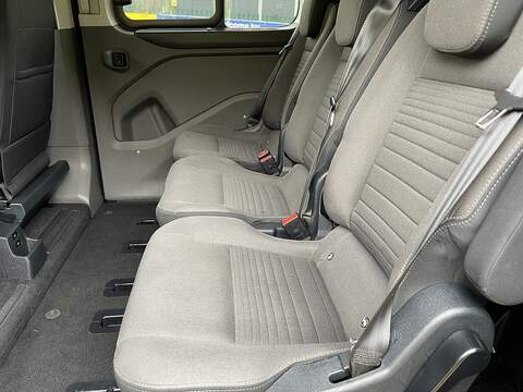 Ford Tourneo Custom 2.0 320 EcoBlue Titanium Auto L1 Euro 6 (s/s) 5dr - U352