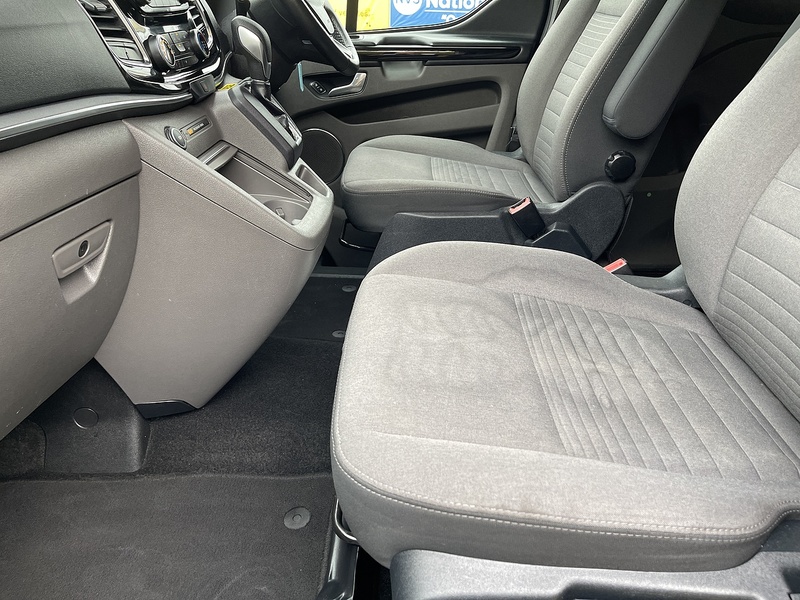 Ford Tourneo Custom 2.0 320 EcoBlue Titanium Auto L1 Euro 6 (s/s) 5dr - U352