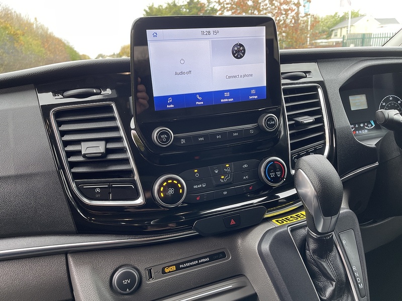 Ford Tourneo Custom 2.0 320 EcoBlue Titanium Auto L1 Euro 6 (s/s) 5dr - U352