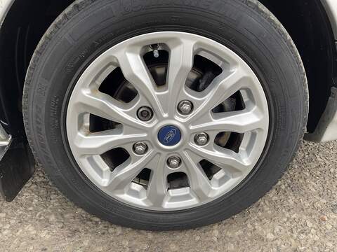 Ford Tourneo Custom 2.0 320 EcoBlue Titanium Auto L1 Euro 6 (s/s) 5dr - U353