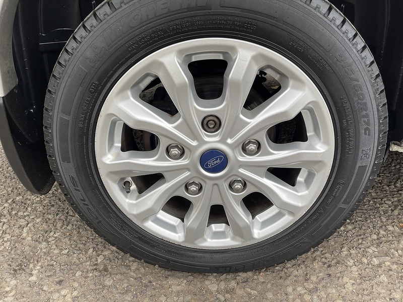 Ford Tourneo Custom 2.0 320 EcoBlue Titanium Auto L1 Euro 6 (s/s) 5dr - U353