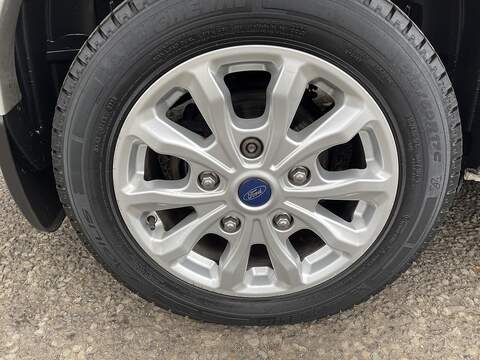 Ford Tourneo Custom 2.0 320 EcoBlue Titanium Auto L1 Euro 6 (s/s) 5dr - U353