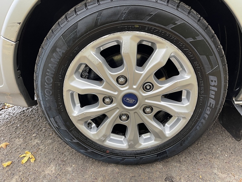 Ford Tourneo Custom 2.0 320 EcoBlue Titanium Auto L1 Euro 6 (s/s) 5dr - U353