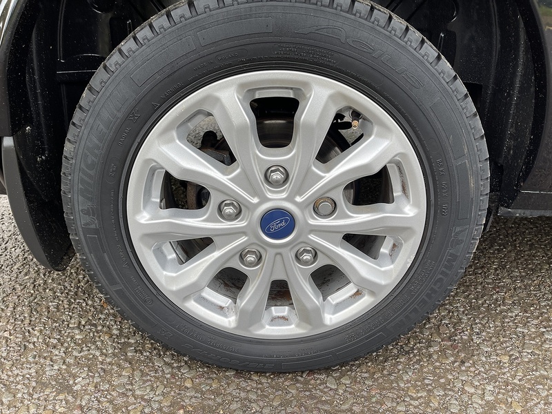 Ford Tourneo Custom 2.0 320 EcoBlue Titanium Auto L2 Euro 6 (s/s) 5dr - U355