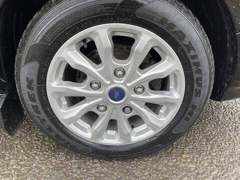 Ford Tourneo Custom 2.0 320 EcoBlue Titanium Auto L2 Euro 6 (s/s) 5dr - U355