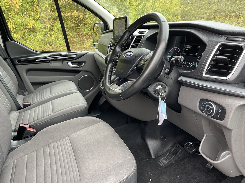 Ford Tourneo Custom 2.0 320 EcoBlue Titanium Auto L2 Euro 6 (s/s) 5dr - U355