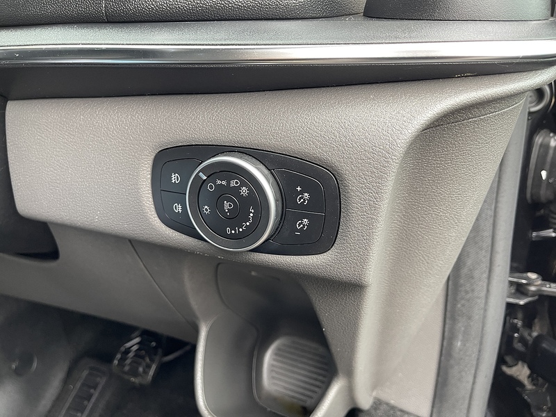 Ford Tourneo Custom 2.0 320 EcoBlue Titanium Auto L2 Euro 6 (s/s) 5dr - U355