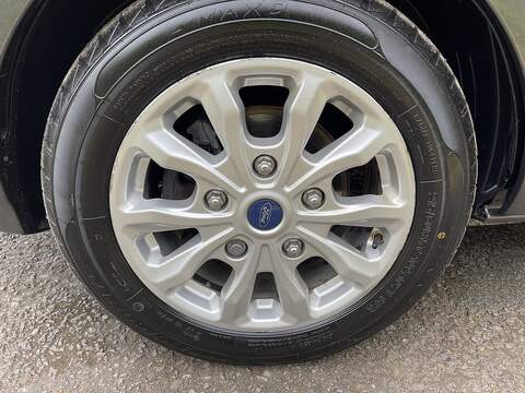 Ford Tourneo Custom 2.0 320 EcoBlue MHEV Titanium L2 Euro 6 (s/s) 5dr - U356