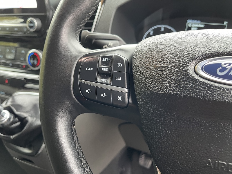 Ford Tourneo Custom 2.0 320 EcoBlue MHEV Titanium L2 Euro 6 (s/s) 5dr - U356