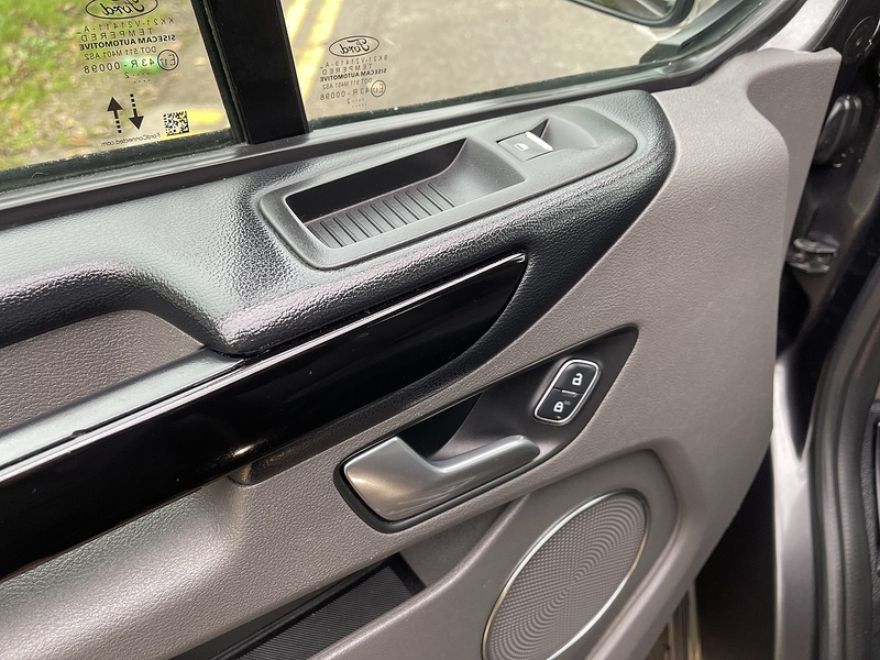 Ford Tourneo Custom 2.0 320 EcoBlue MHEV Titanium L2 Euro 6 (s/s) 5dr - U356