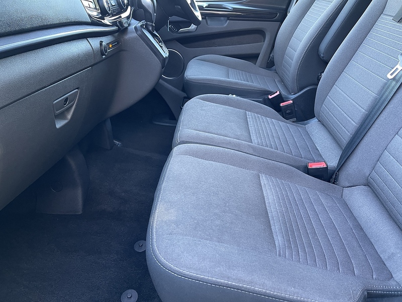 Ford Tourneo Custom 2.0 320 EcoBlue Titanium Auto L2 Euro 6 (s/s) 5dr - U357