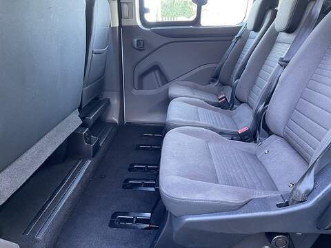 Ford Tourneo Custom 2.0 320 EcoBlue Titanium Auto L2 Euro 6 (s/s) 5dr - U357