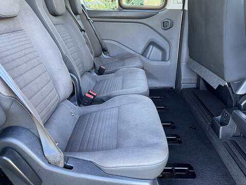 Ford Tourneo Custom 2.0 320 EcoBlue Titanium Auto L2 Euro 6 (s/s) 5dr - U357